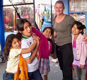 volunteer in peru